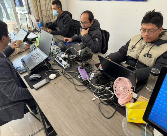 1739178196677448.png 图片关键词